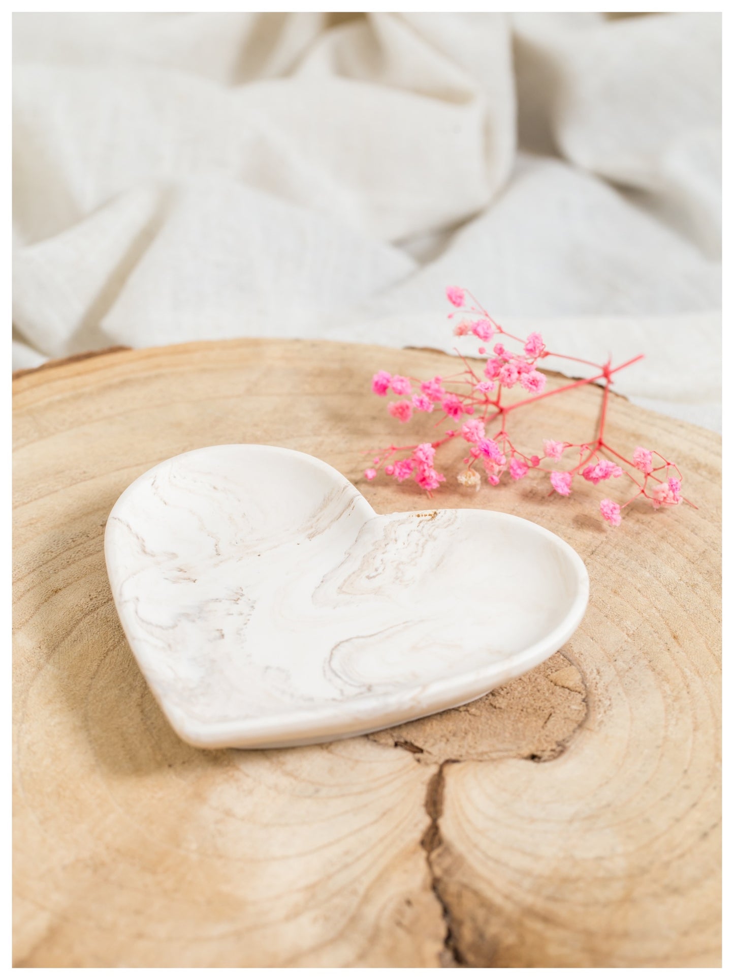 Jesmonite - Large Heart Trinket Dish